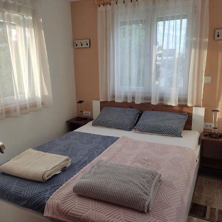 Apartmani Sladjana Újvidék Kültér fotó