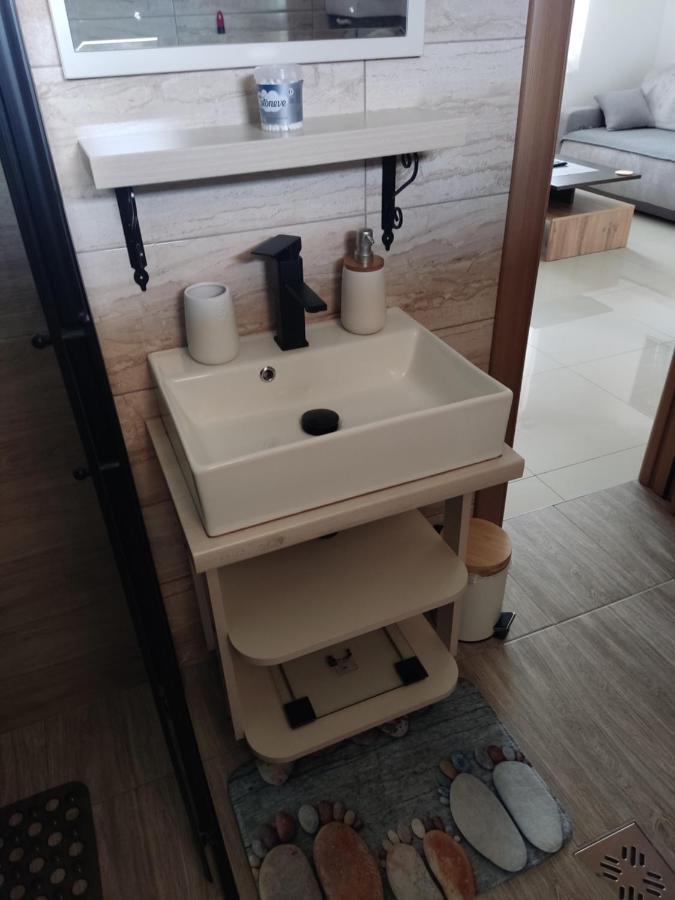 Apartmani Sladjana Újvidék Kültér fotó