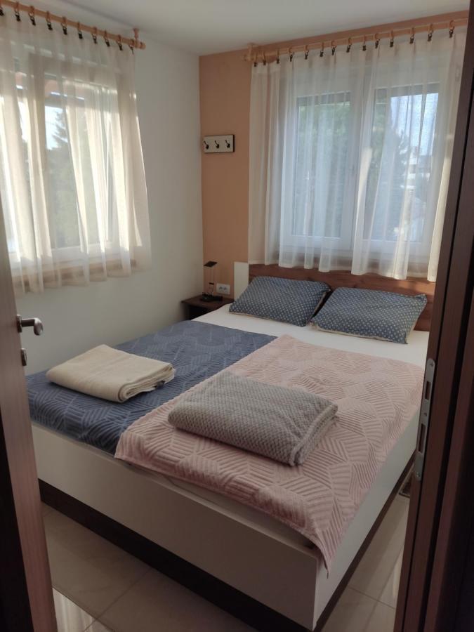 Apartmani Sladjana Újvidék Kültér fotó